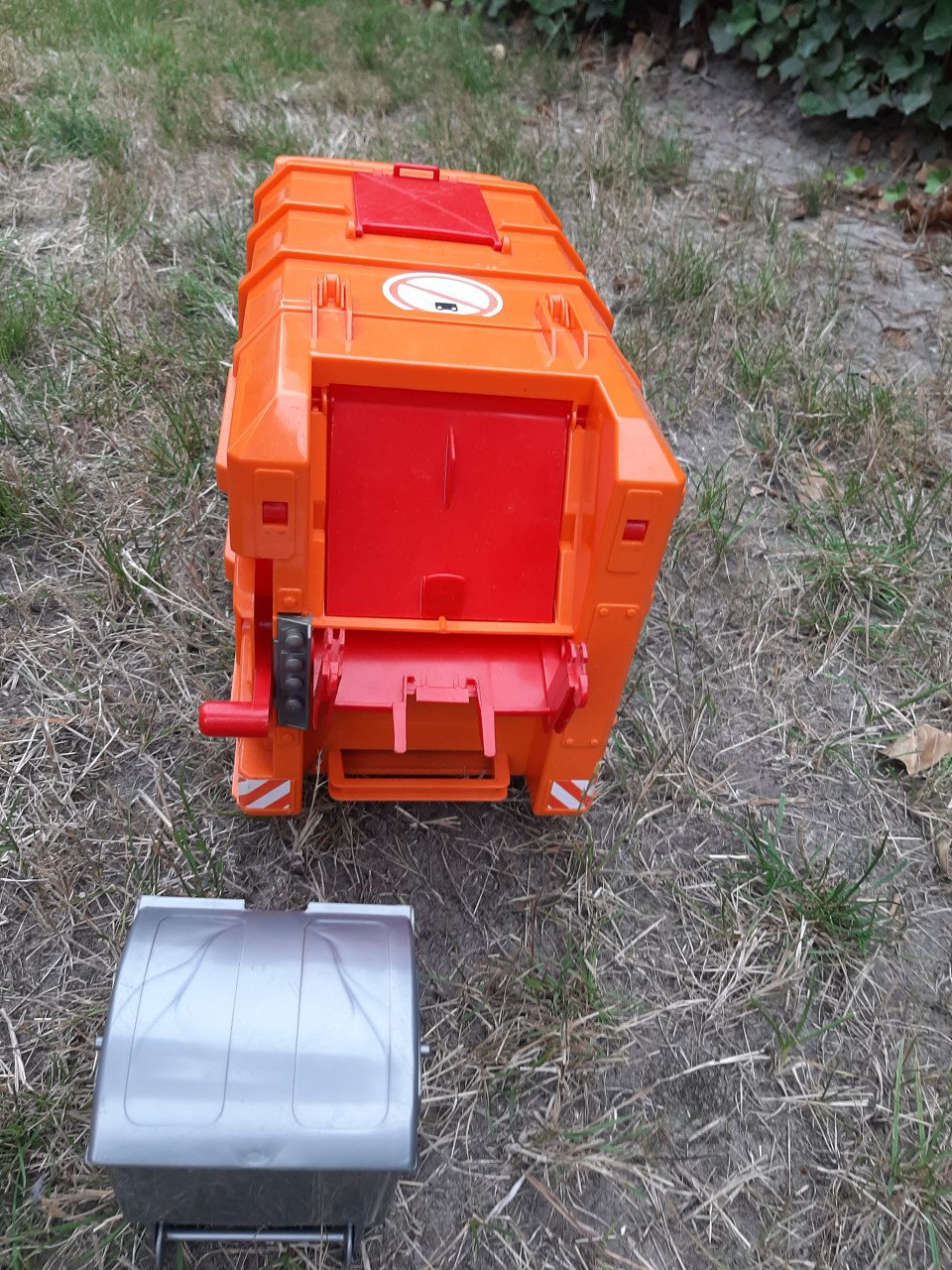 Bruder vuilniswagen