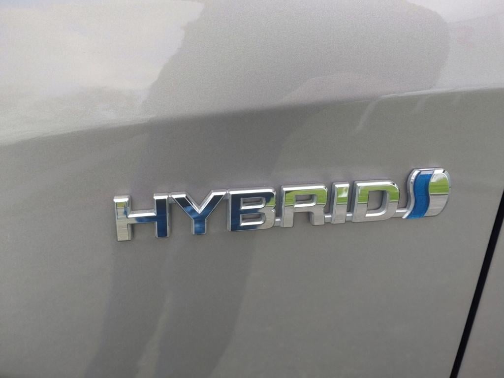 Toyota Auris 1.8 hybrid asp.