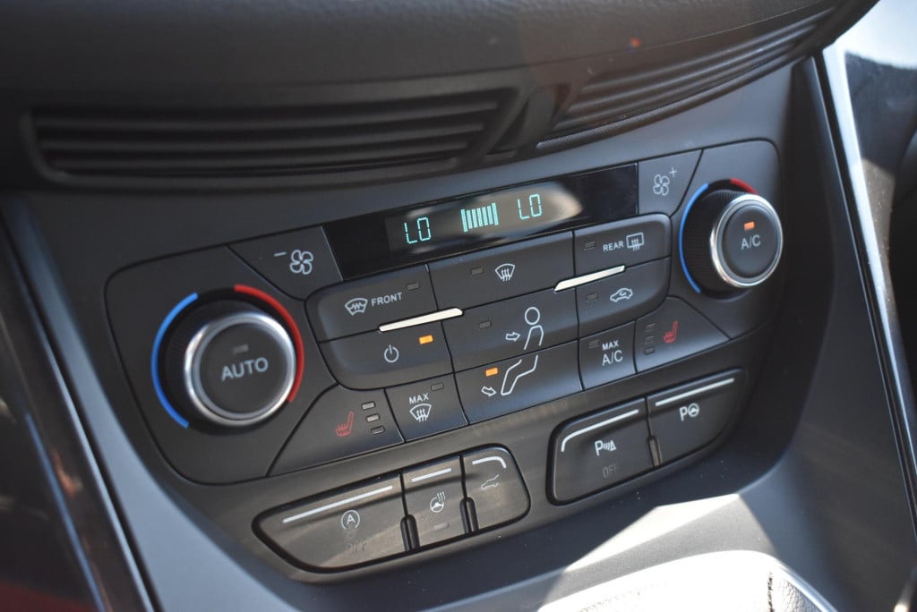 Ford Kuga 1.5 ecoboost st line | climate control | cruise control | winterp