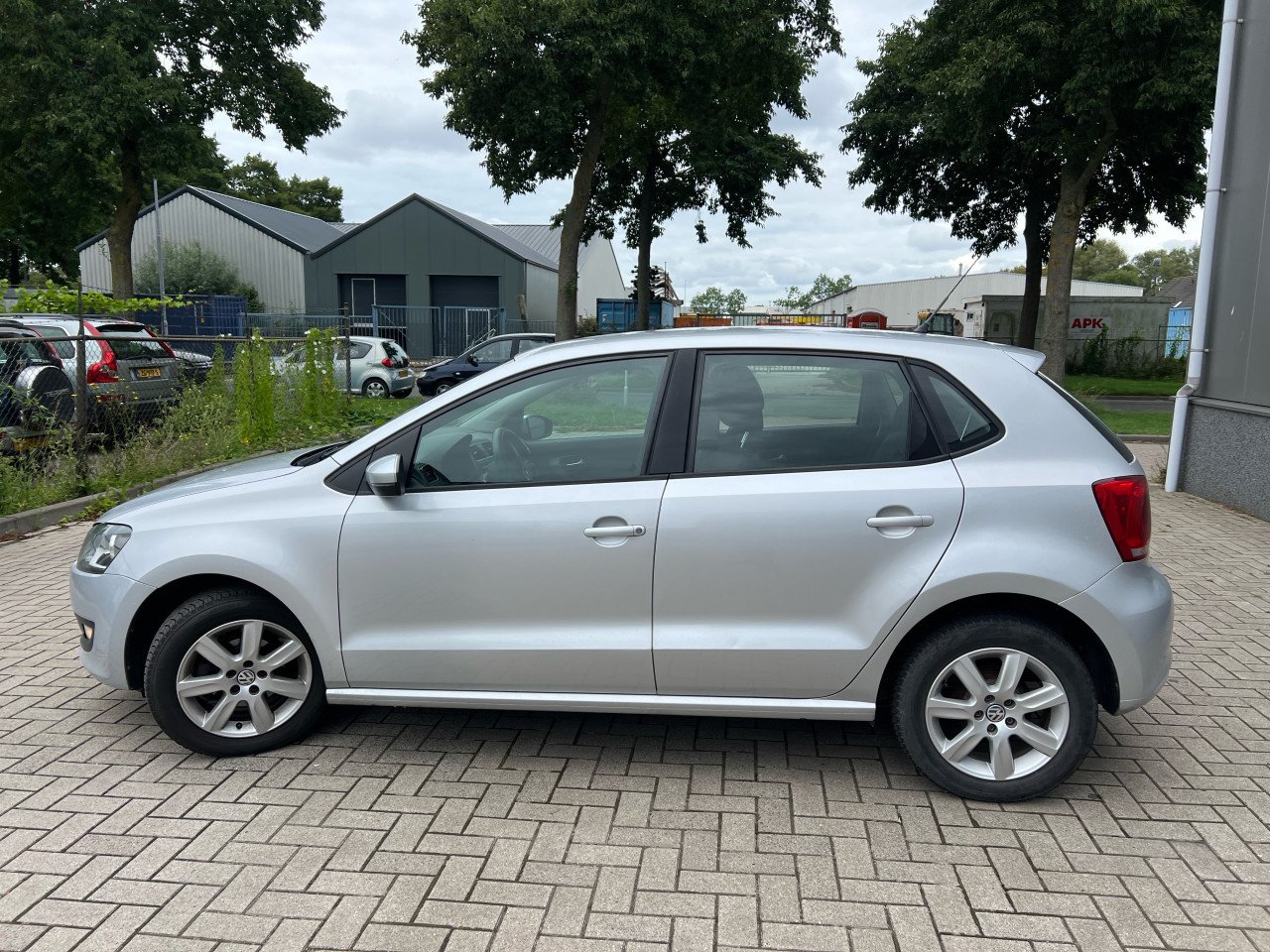 Volkswagen Polo 1.4-16V Highline Jaar Apk