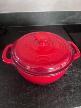 Gietijzeren braadpannen met deksel (2 stuks, 1 grotere en 1 kleinere)