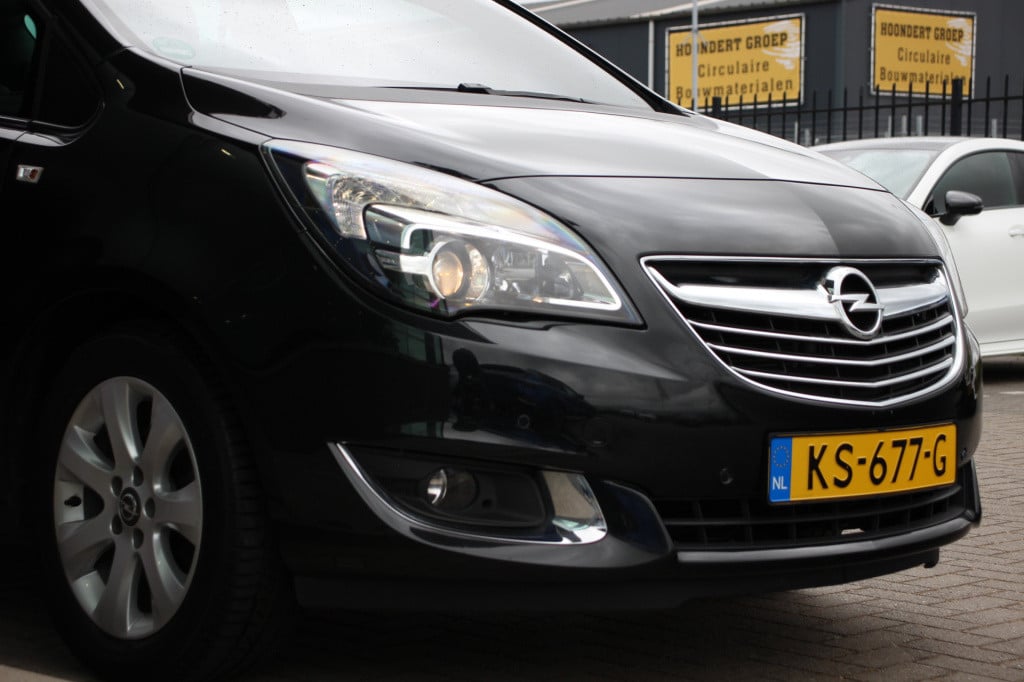 Opel Meriva 1.4 turbo blitz | camera | trekhaak | half leder |
