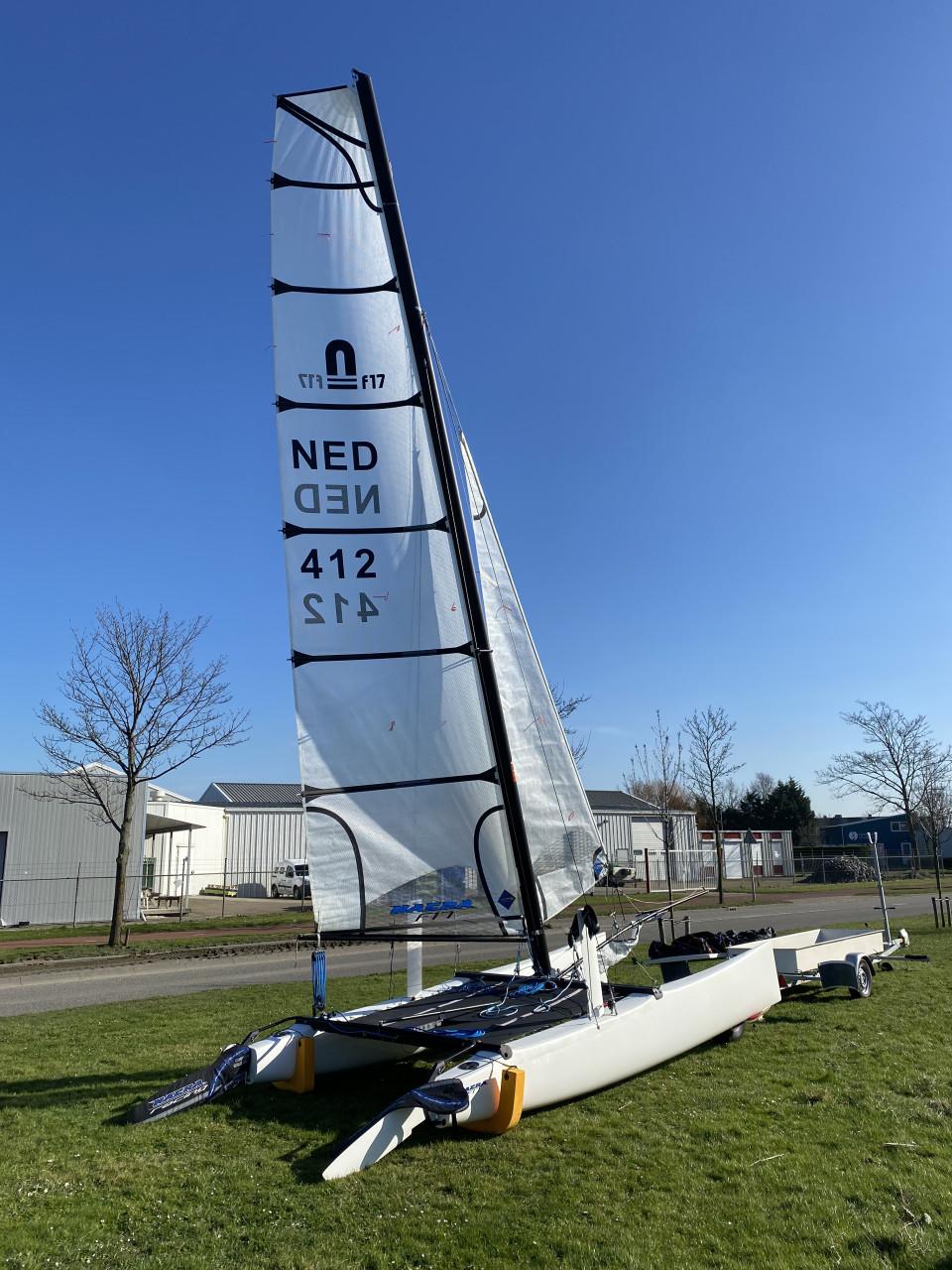 Catamaran NacraF17, maar 10x gebruikt!