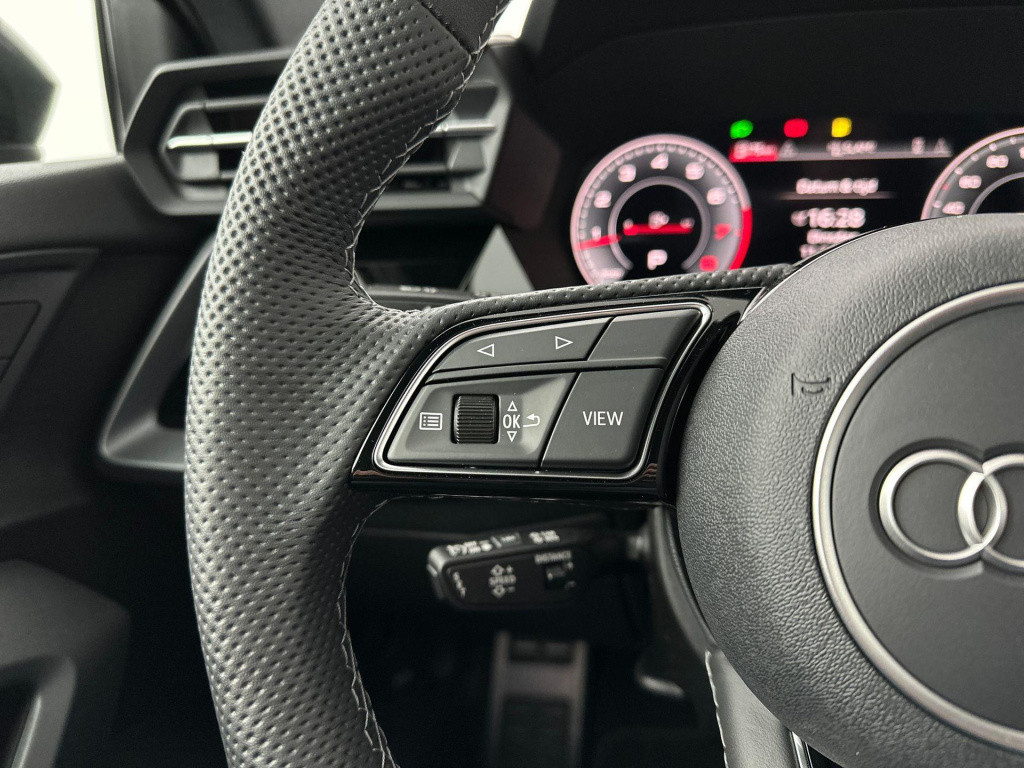 Audi A3 limousine s edition 35 tfsi 110 kw / 150 pk limousine 7 vers