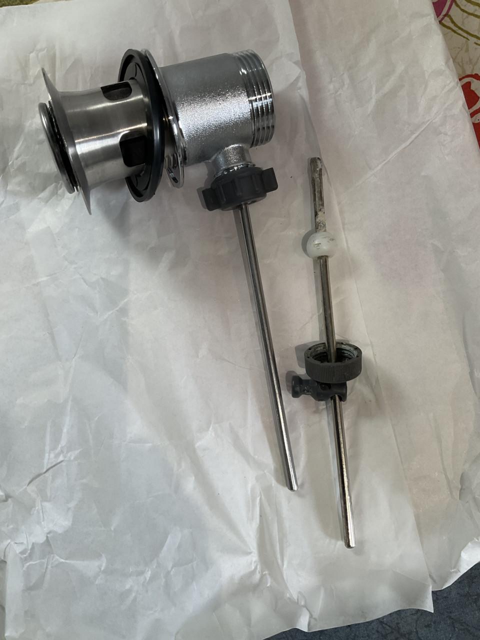 Douchekraan en wastafelkraan