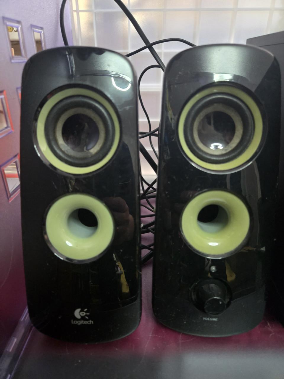 Logitech Z323 Speaker System.