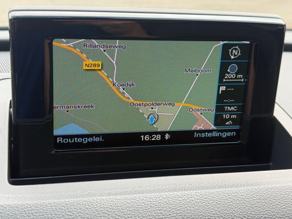 Audi Q3 1.4 tfsi cod s edition automaat