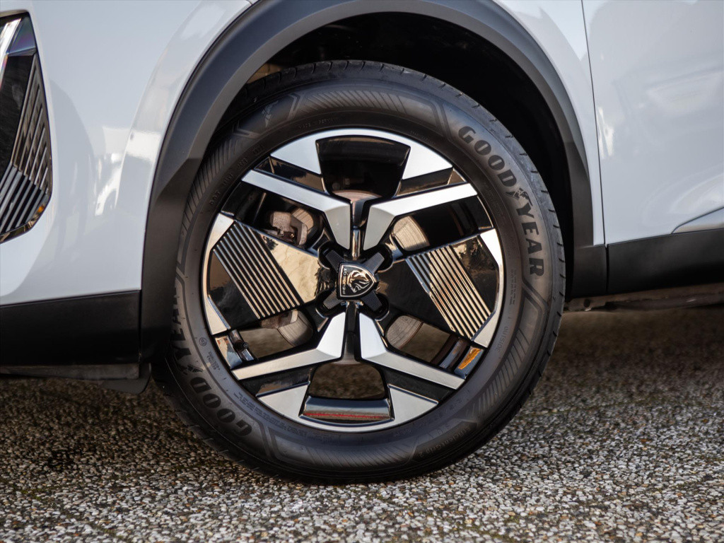Peugeot 2008 1.2 puretech 100pk allure