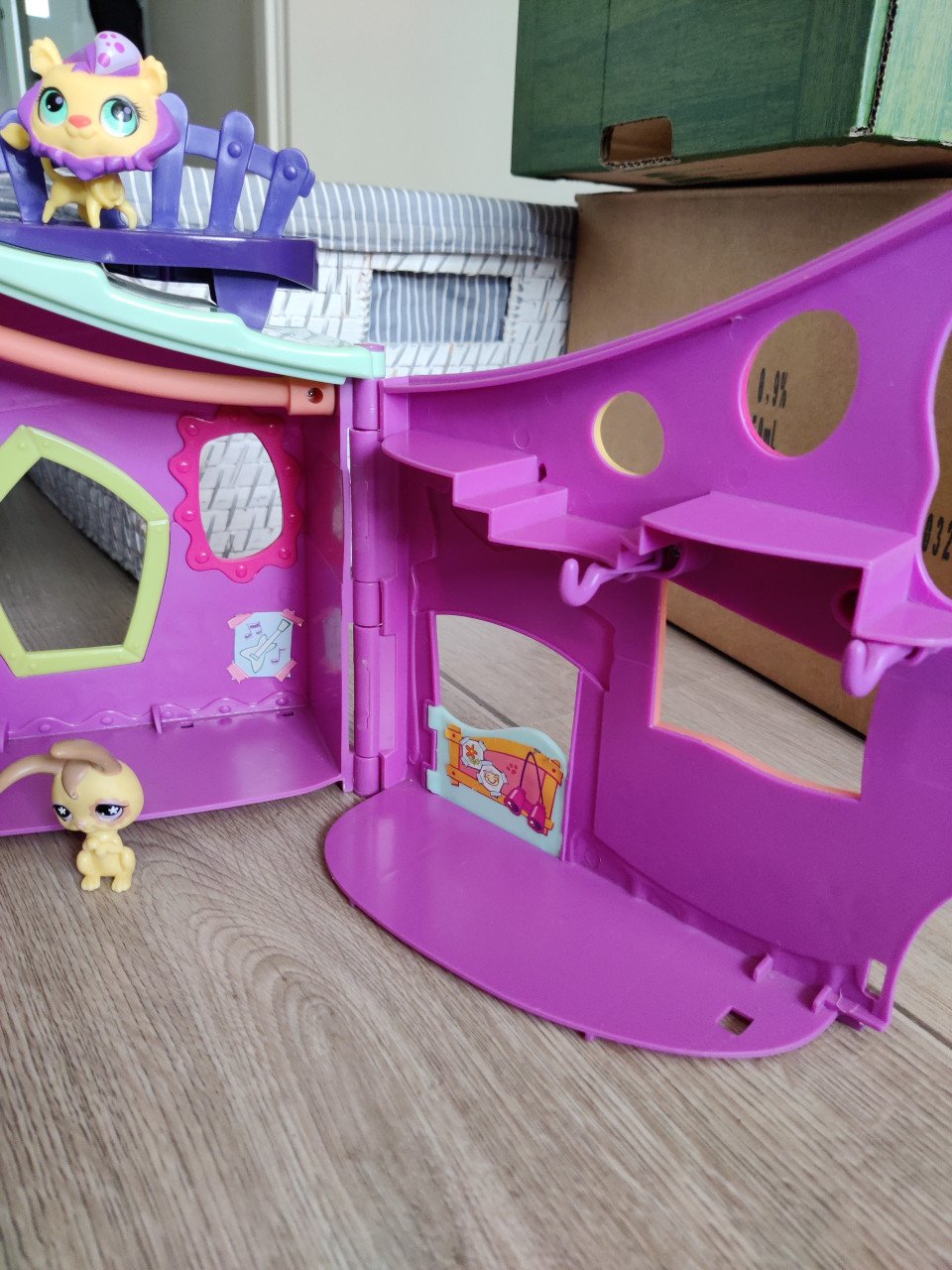 Little Pet shop