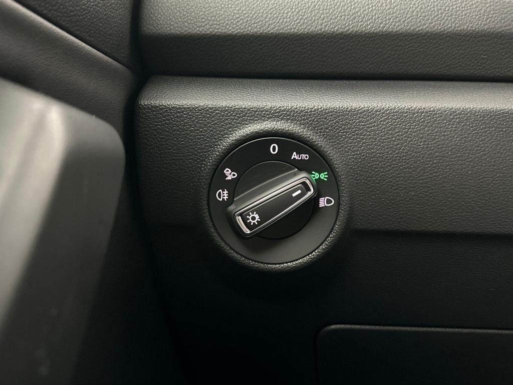 Volkswagen T-roc r-line-edition 1.0 85 kw / 116 pk tsi suv 6 versn. led plu