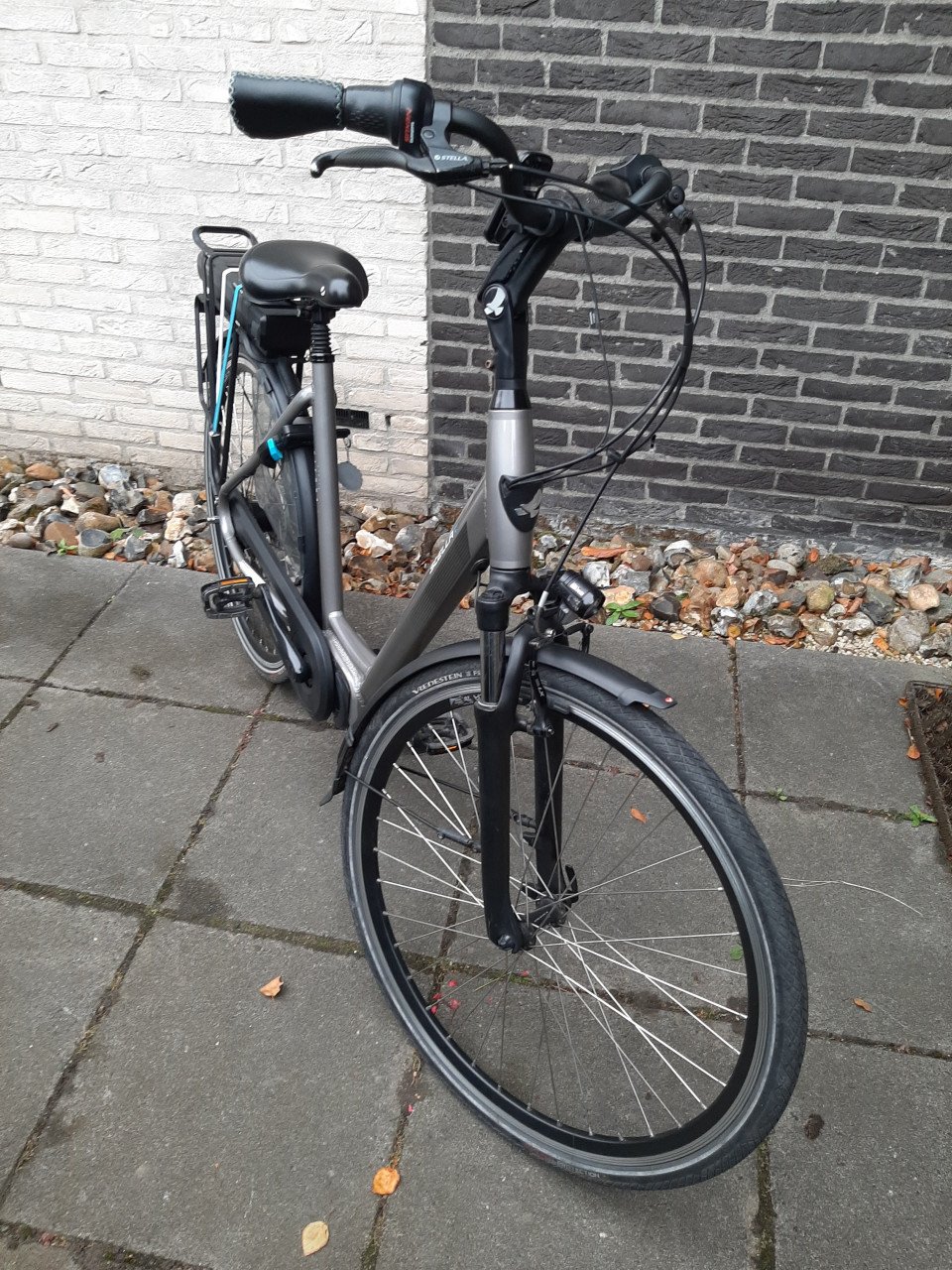 STELLA VIENNA Grey  MDS  Comfort Elektrische Fiets midden motor