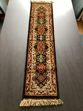 Vintage Tafelloper/ kleed.