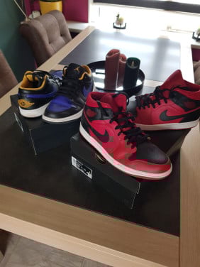 2 paar Nike air jordan mid & low