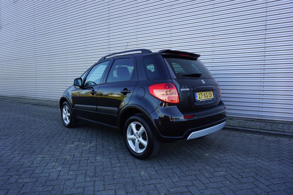 Suzuki Sx4 1.6 4grip exclusive airco / elektr. ramen / lm velgen / nap / ap