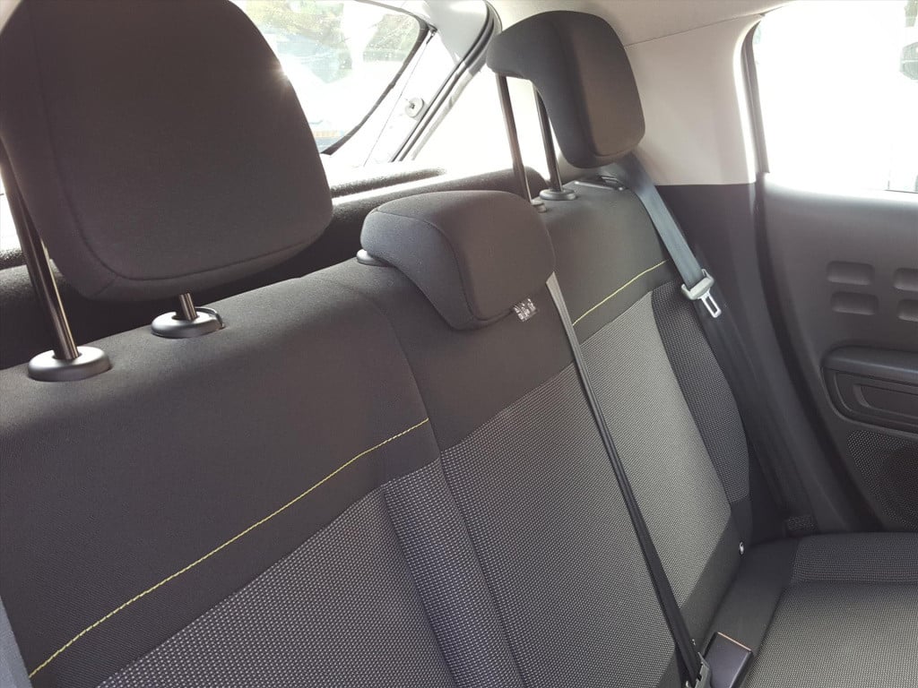 Citroen C3 1.2 puretech 83pk s&s plus navigatie | apple carplay & android a