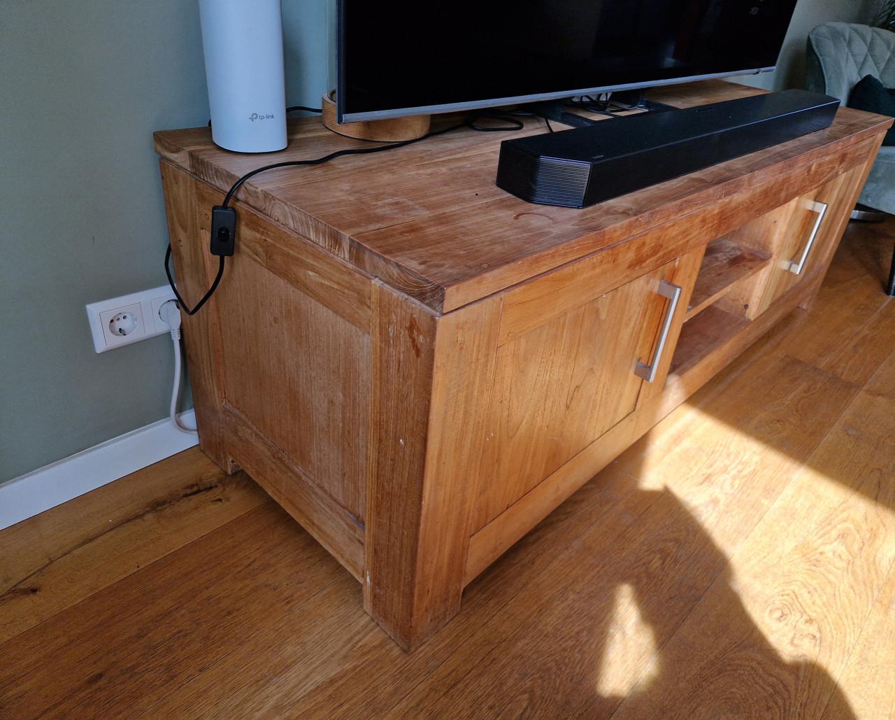 Tvkast teakhout 170 cm
