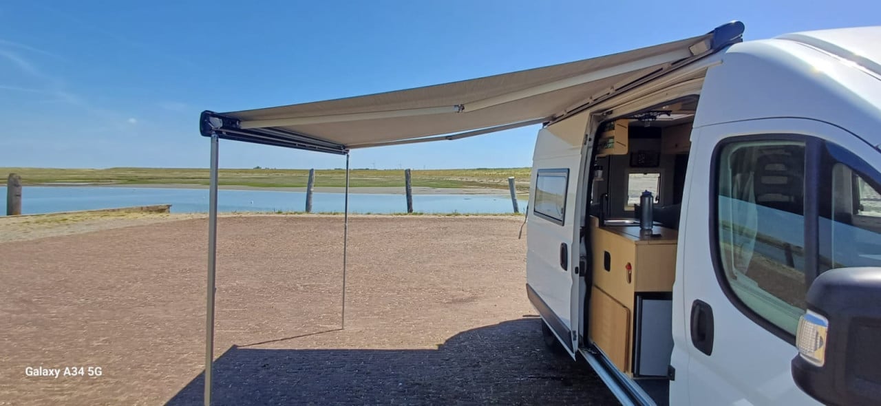 Thule Omnistor luifel 6300 incl dak adapters