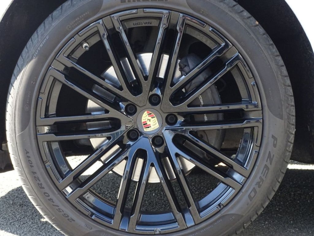 Porsche Macan 2.0 sport design | 21" | pano | pasm | dealer ond.