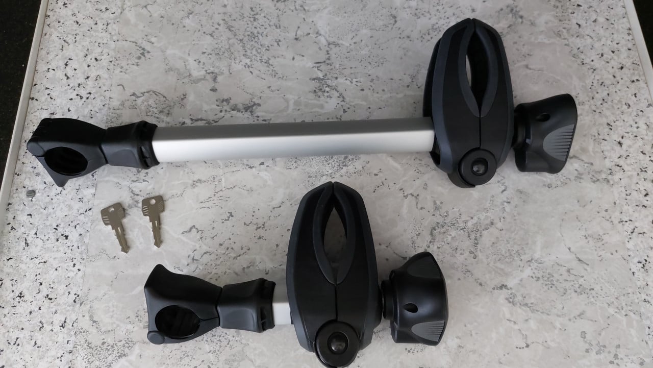 2xThule Bike Holder NIEUW-framehouder-frameklem-fietsendrager-incl.sleutels