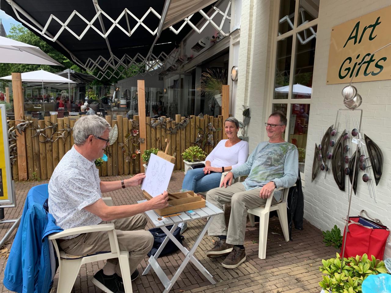 Leuk voor uw feest: laat karikaturen tekenen!