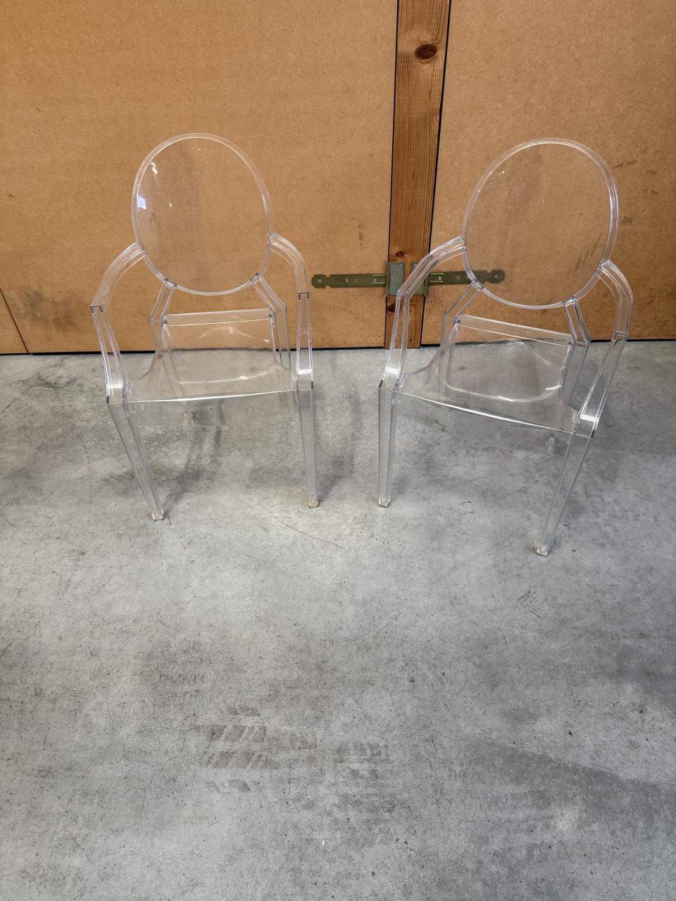 Lou Lou Ghost (Kartell) stoelen Philippe Starck