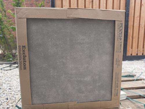 18x 60x60 tegels