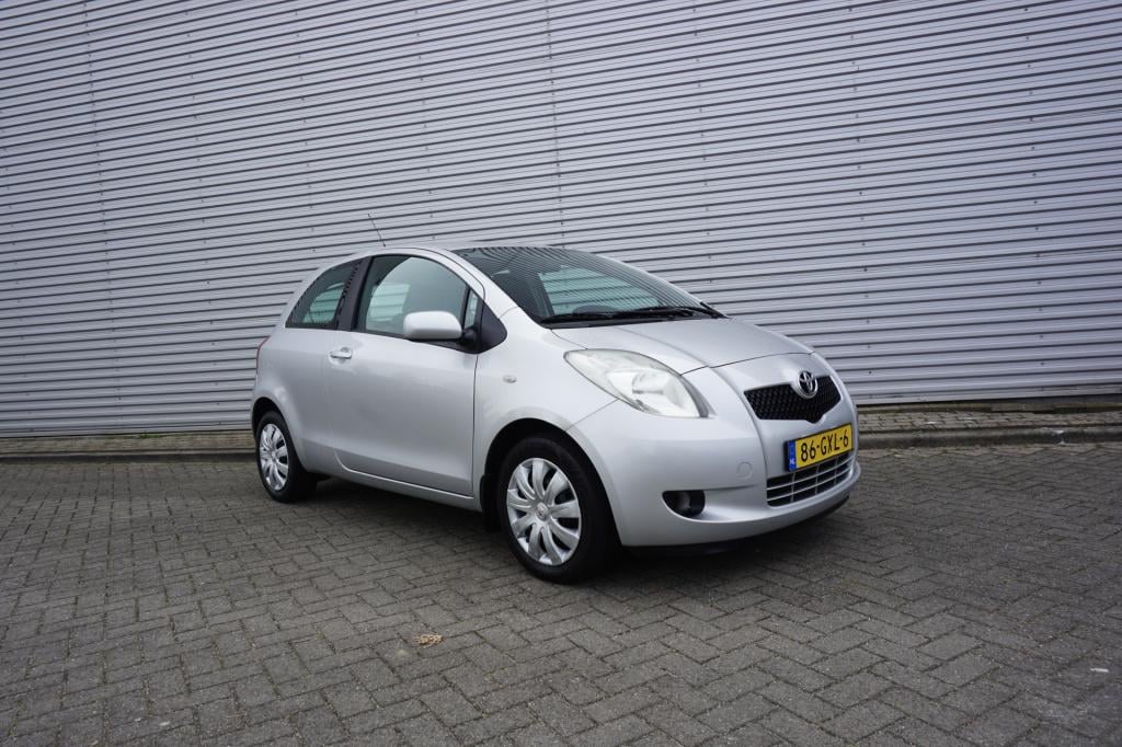 Toyota Yaris 1.3 vvti sol airco / elektr. ramen / nap