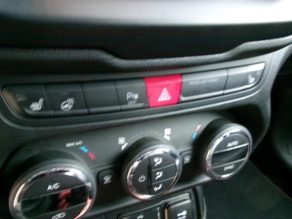 Jeep Renegade 1.4 multiair limited opening-edition tr.haak