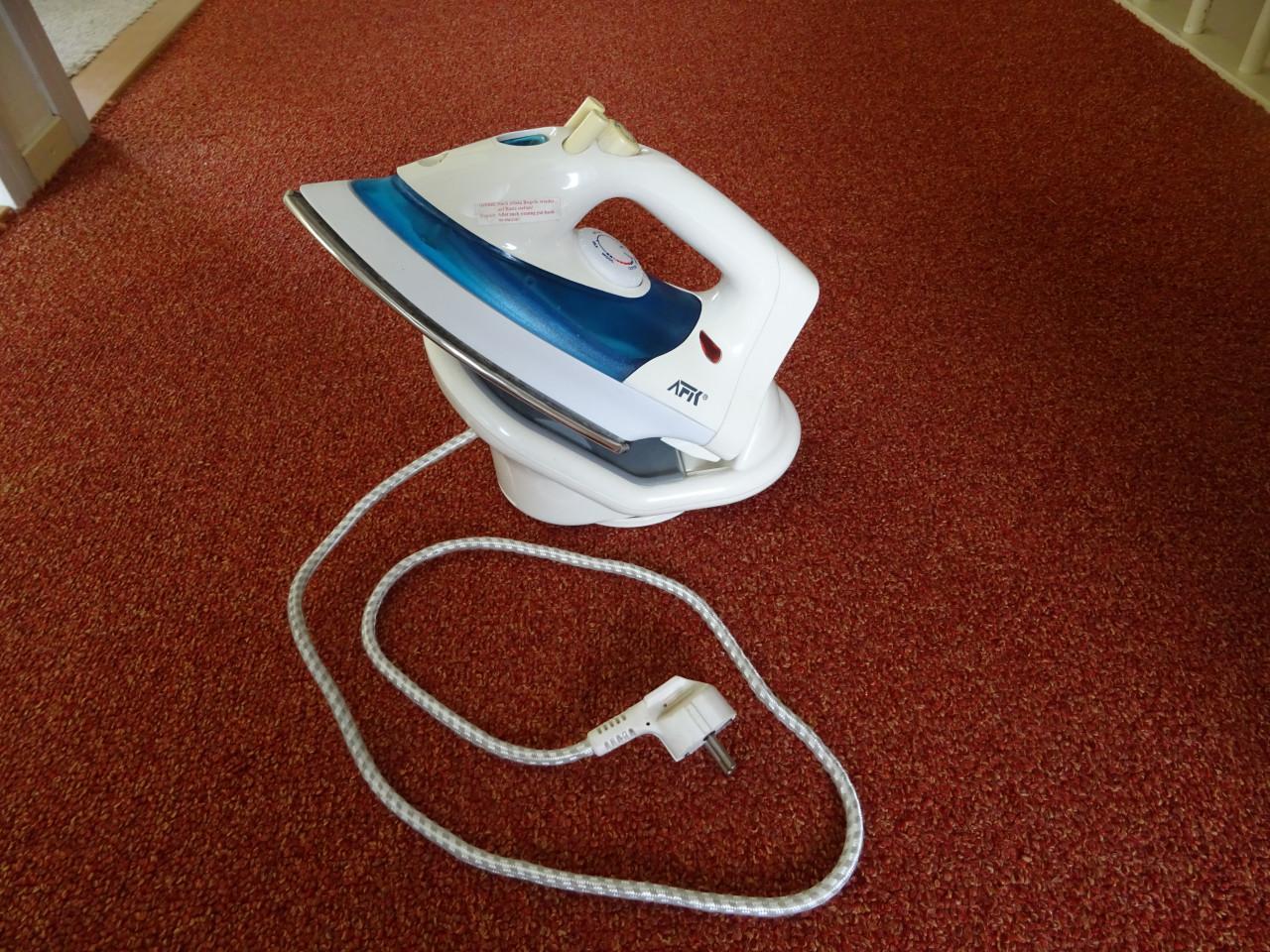 Stoomstrijkijzer 1400W zonder snoer
