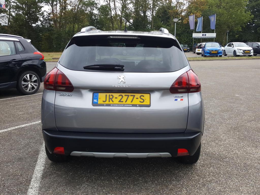 Peugeot 2008 allure1.2 puretech 110pk navigatie | cruise & climate control 