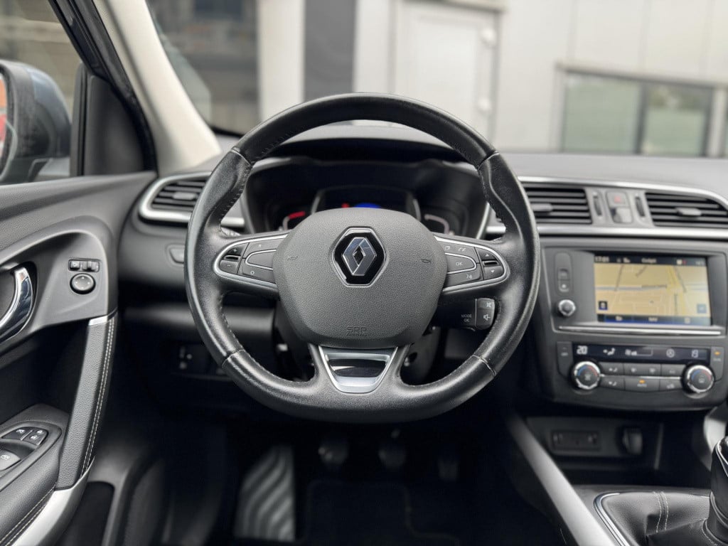 Renault Kadjar 1.2 tce intens | trekhaak | navigatie | camera | cruise & cl