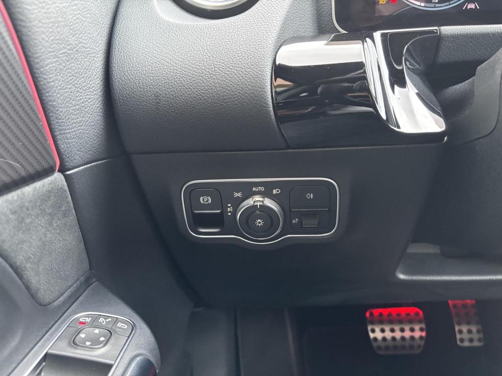 Mercedes-Benz B-Klasse 180 premium plus