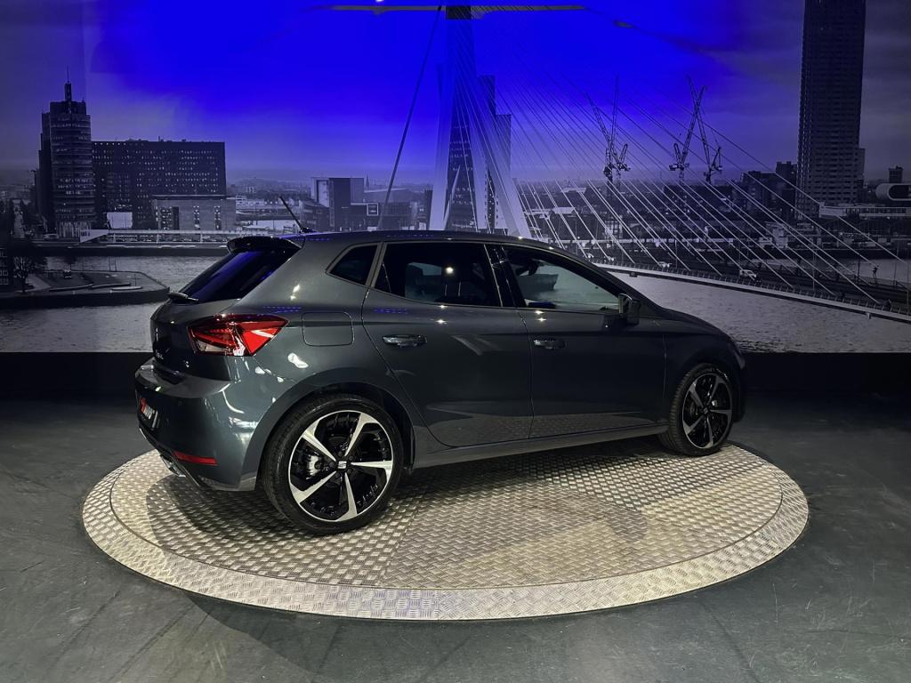 Seat Ibiza 1.0 ecotsi fr business connect *camera*keyless*winterpack*acc*le