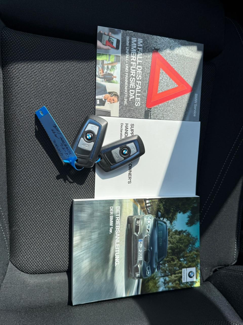 BMW 1 Serie 118i edition m sport shadow high executive