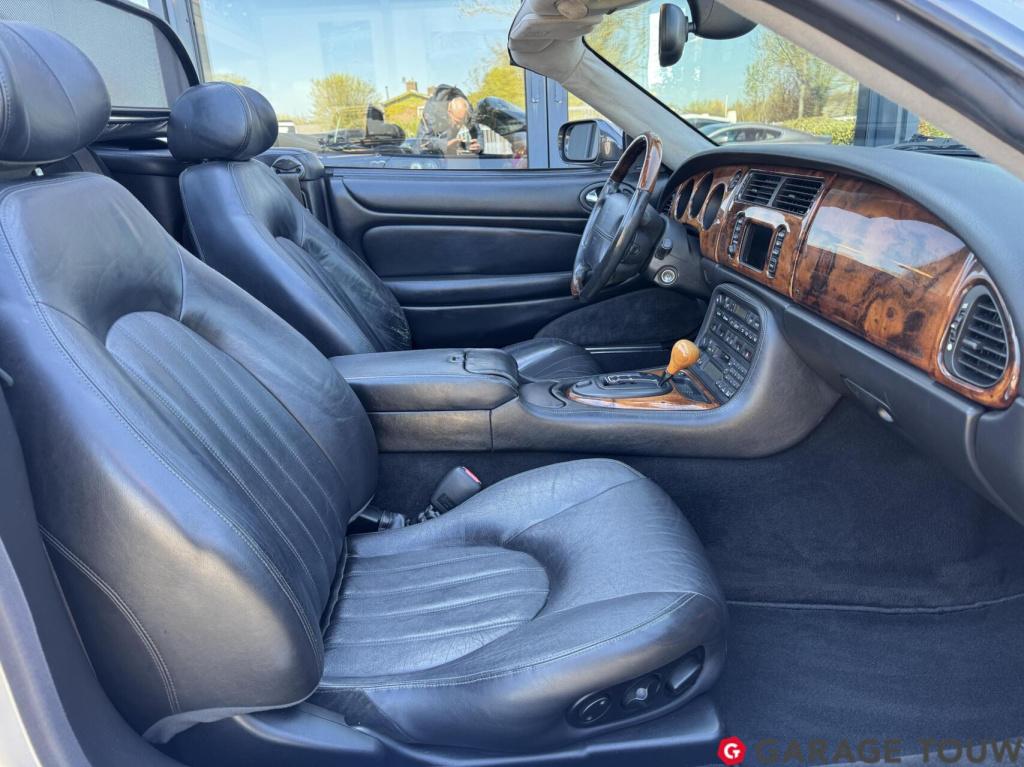 Jaguar Xk xk8 4.2 v8 convertible facelift *btw*