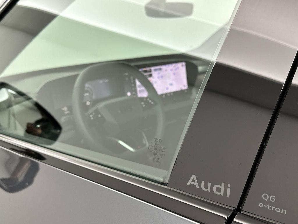 Audi Q6 E-tron s edition e-tron perf 100kwh 225 kw / 306 pk suv e