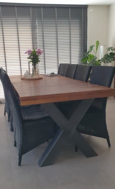 Xooon eetkamertafel