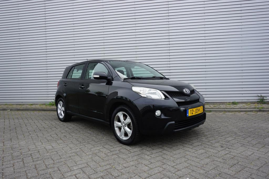 Toyota Urban Cruiser 1.3 vvt-i aspiration airco / elektr. ramen / trekhaak 