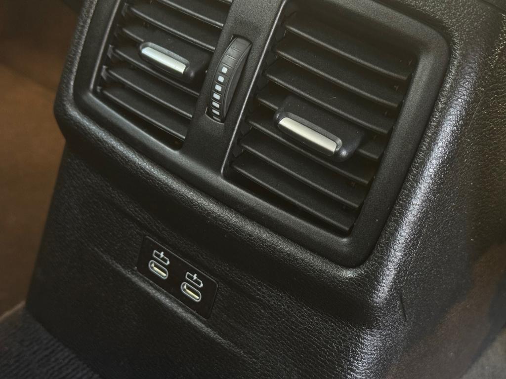 BMW X1 sdrive18i executive * panoramadak * head-up display * stoelverwarmin