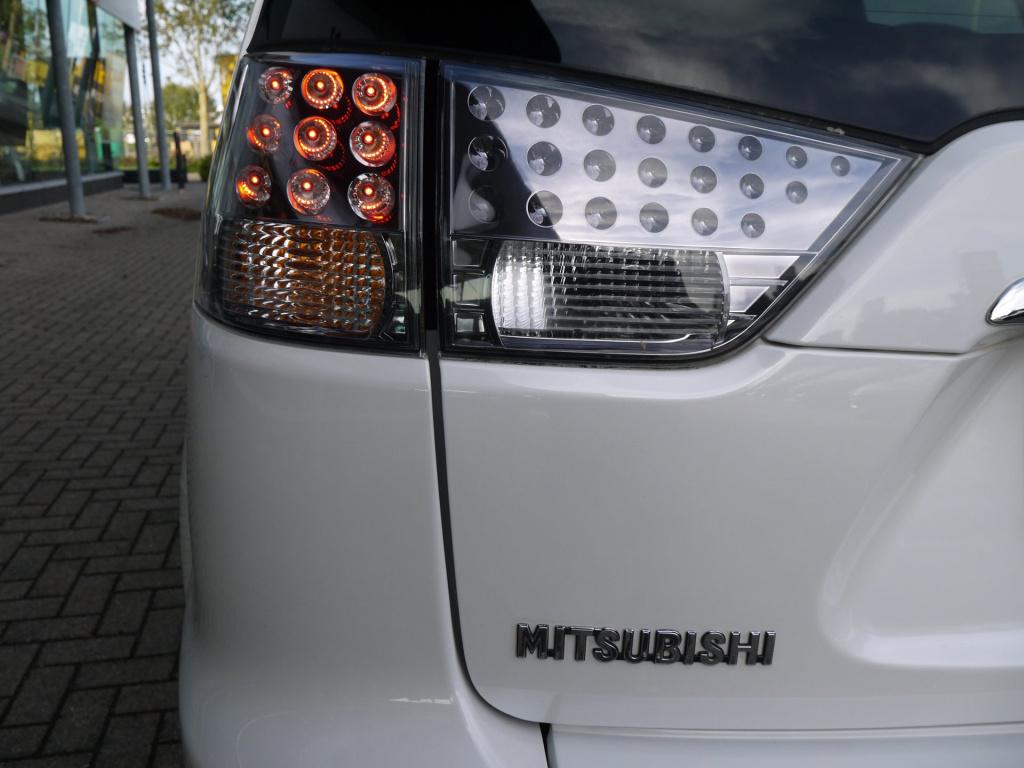 Mitsubishi Outlander 2.0 instyle
