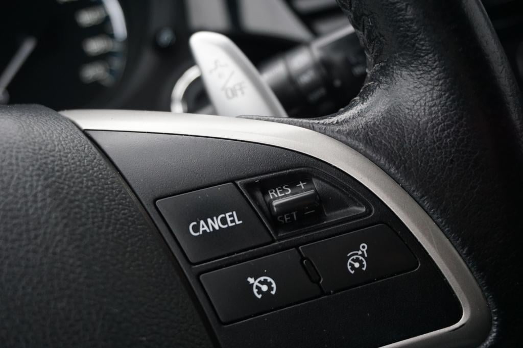 Mitsubishi Outlander 2.0 phev business edition x-line automaat - climate / 