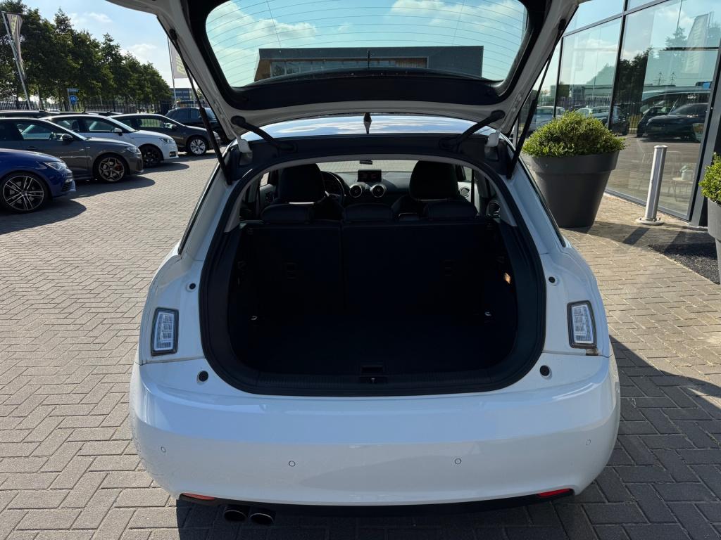Audi A1 Sportback 1.4 tfsi ambition * cruise control * clima * navigatie * 