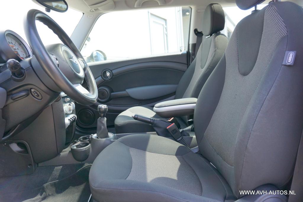 Mini One mini 1.6 minimalist business line