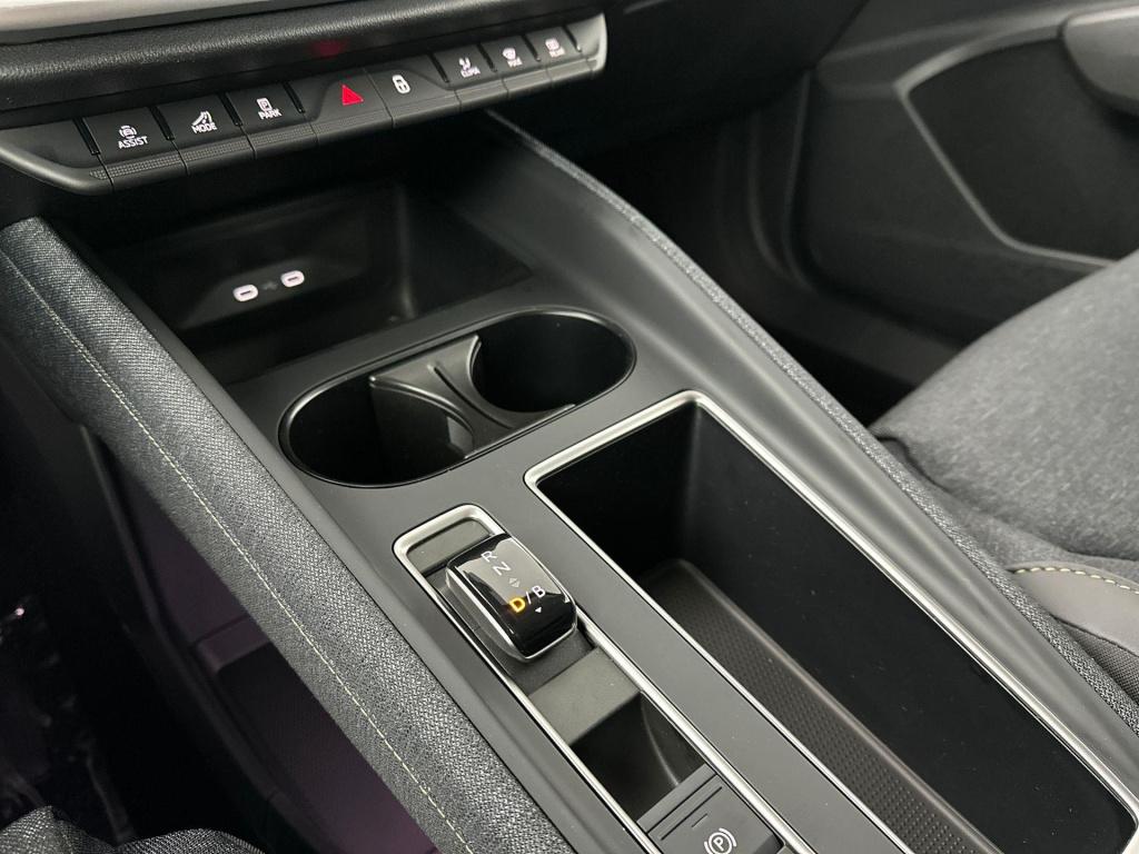 Skoda Elroq business edition tour elektromotor 150 kw / 204 pk