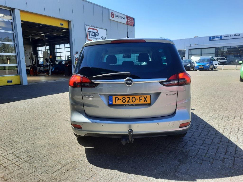 Opel Zafira 1.4i turbo cosmo | trekhaak | cruise control |