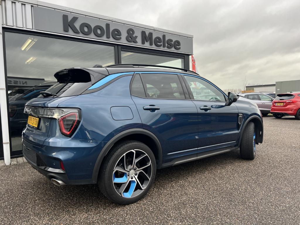 Lynk & Co 01 1.5 261pk phev 7dcth plug in hybrid , pano dak , 360gr camera 