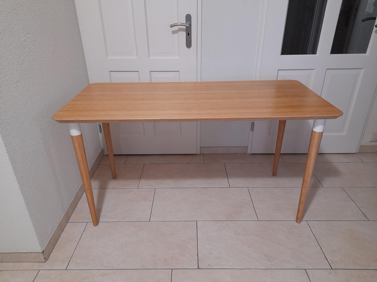 Anfallare / hilver Tafel/bureau 140 x 65 x 73H (bamboe)