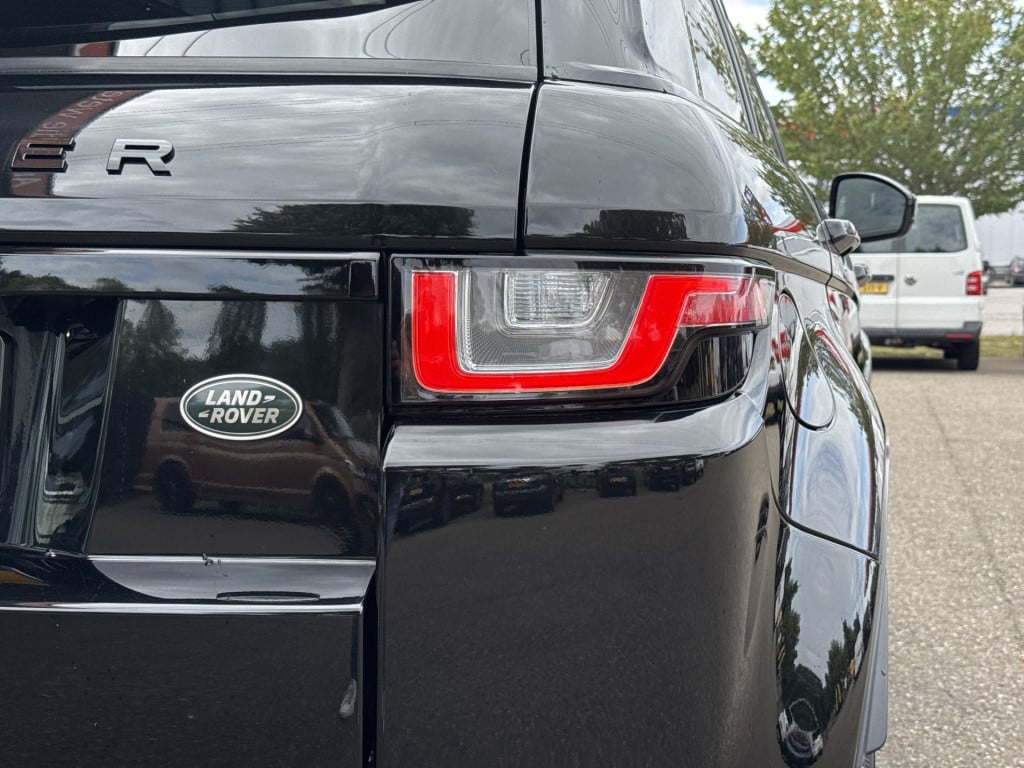 Land Rover Range Rover 2.0 d180 awd r-dynamic first edition | pano | leder 