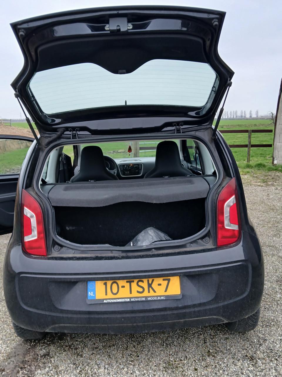 VW Up 1.0-2012- k.m. 229234 Nap-Airco-stuurbekr-neete auto-nwe.apk-3800,=