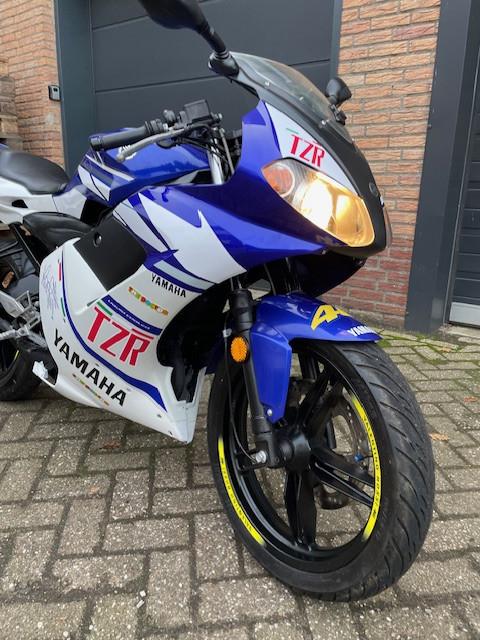 Schitterende yamaha tzr50 valentino rossie nu 2499